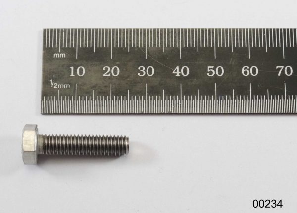 Hexagon bolt without shaft M6x25mm