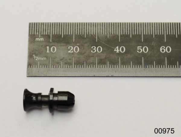 NYLATCH Instrument panel fastener two-part complete