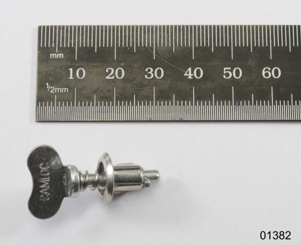 Camloc-lock plug wing head - LONG - quarter turn Luggage door only