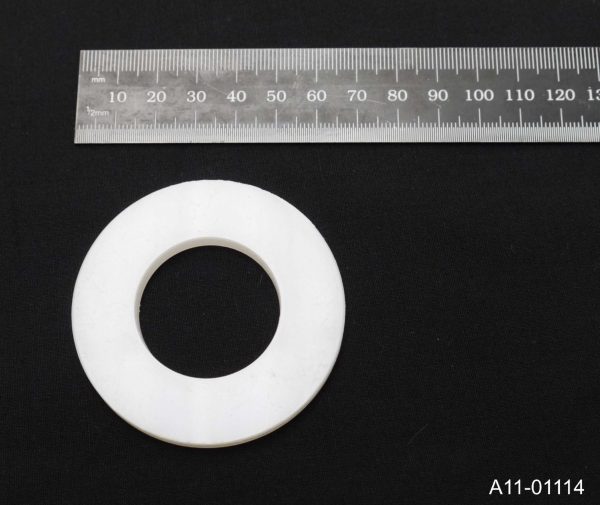 Distance ring nose wheel suspension lower