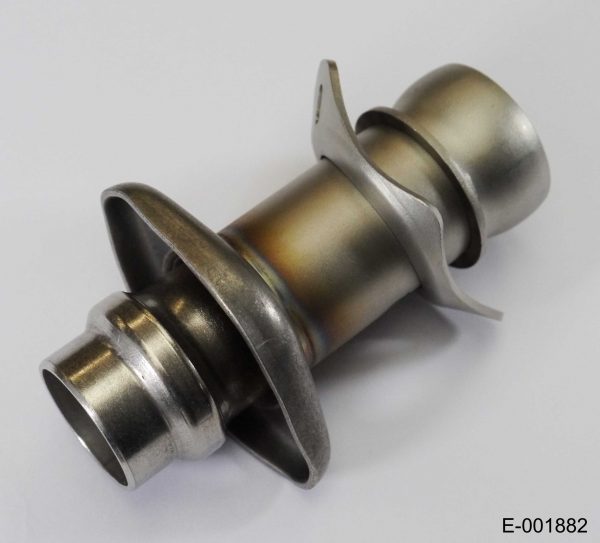 C42B Rear cylinder exhaust stub