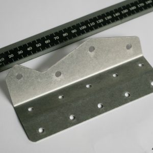 Bottom attaching angle front wheel right C42C